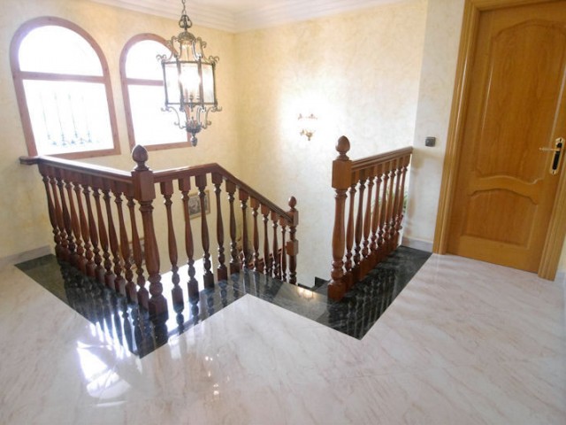 5 Bedrooms Villa in La Cala de Mijas
