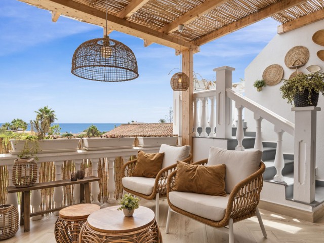 Villa, El Faro, R5132515