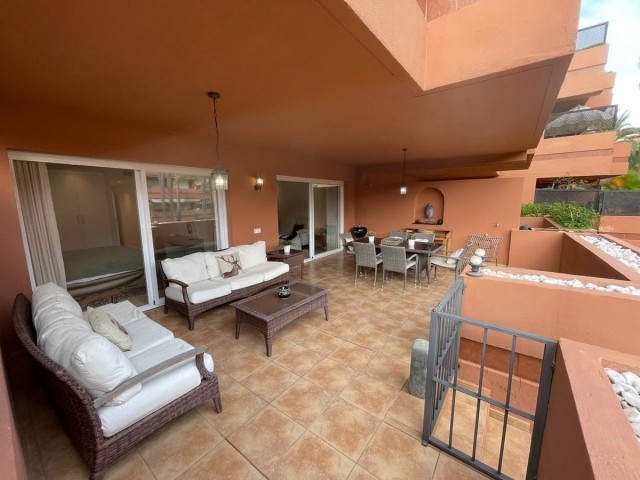2 Makuuhuoneen Huoneisto Puerto Banús