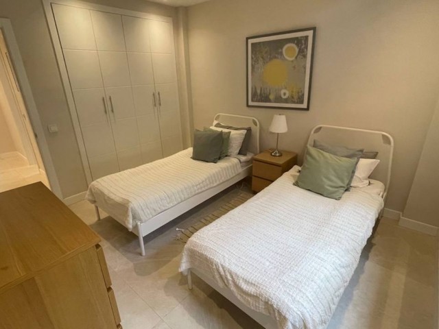 2 Makuuhuoneen Huoneisto Puerto Banús