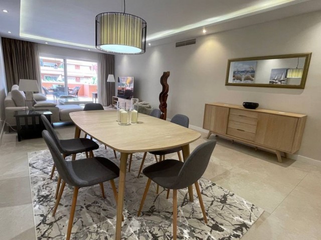 2 Bedrooms Apartment in Puerto Banús