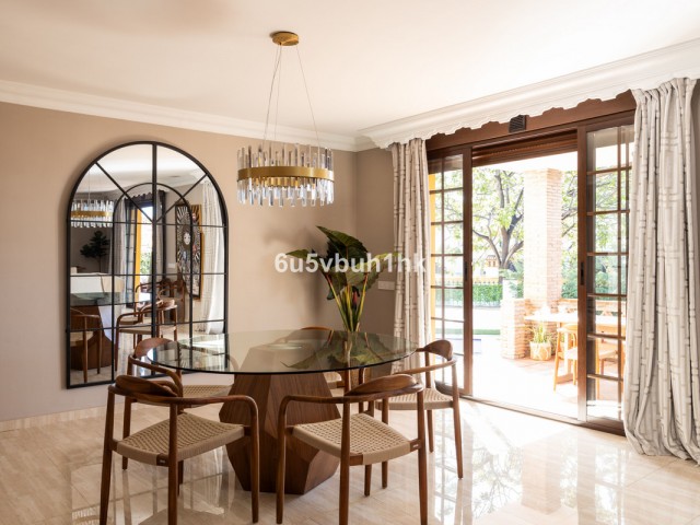 4 Schlafzimmer Villa in San Pedro de Alcántara