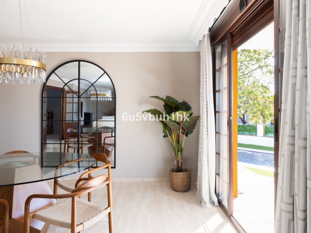 Villa avec 4 Chambres  à San Pedro de Alcántara