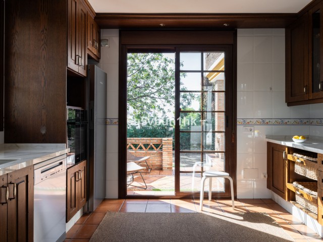 Villa avec 4 Chambres  à San Pedro de Alcántara