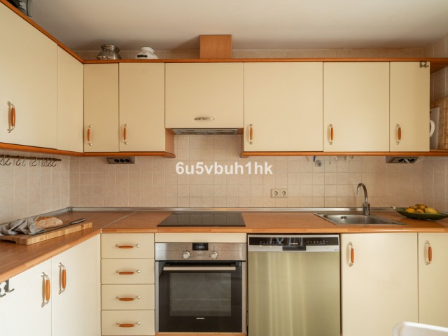 Penthouse avec 4 Chambres  à San Pedro de Alcántara