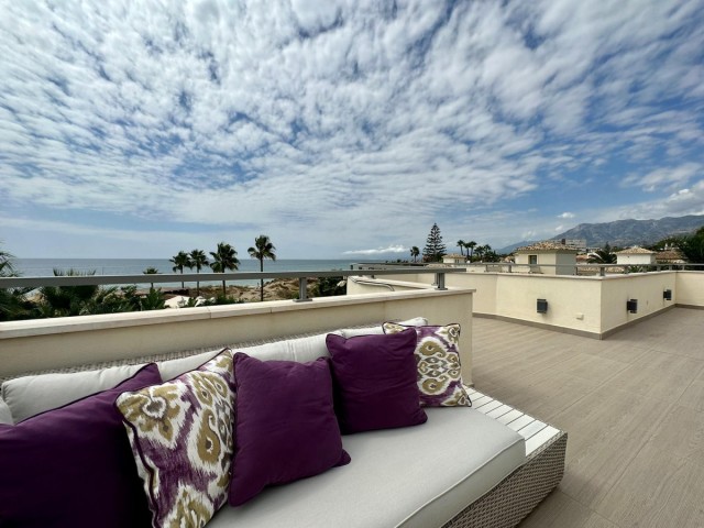 Villa con 5 Dormitorios  en Marbella
