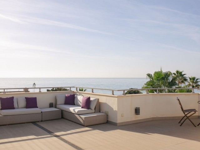 Villa con 5 Dormitorios  en Marbella