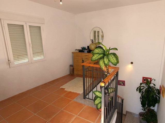 4 Makuuhuoneen Rivitalo Fuengirola