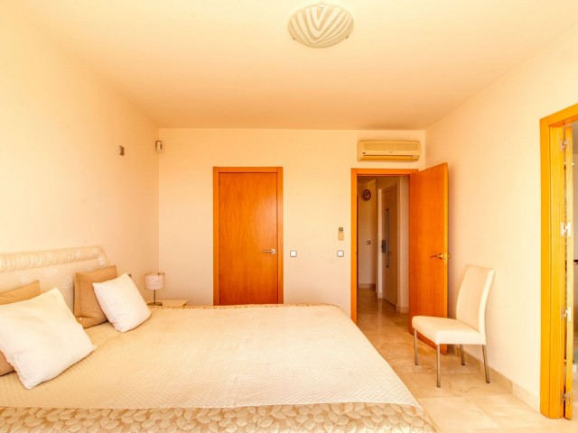 4 Bedrooms Townhouse in Manilva