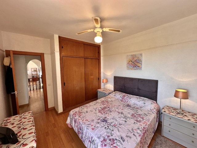 Villa con 4 Dormitorios  en Cerros del Aguila