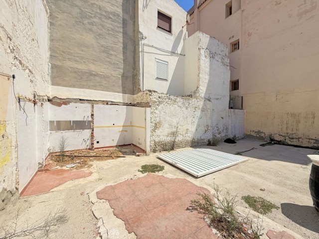  Terreno en San Luis de Sabinillas