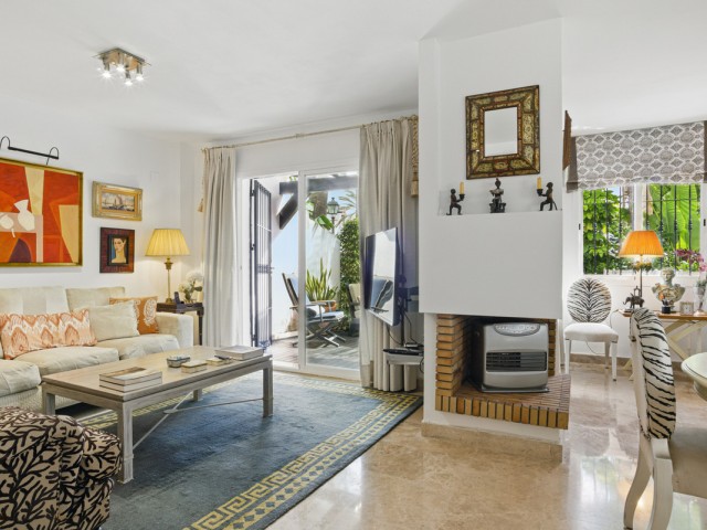 3 Bedrooms Townhouse in Nueva Andalucía