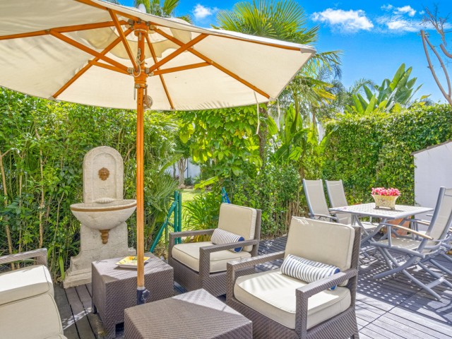 3 Bedrooms Townhouse in Nueva Andalucía