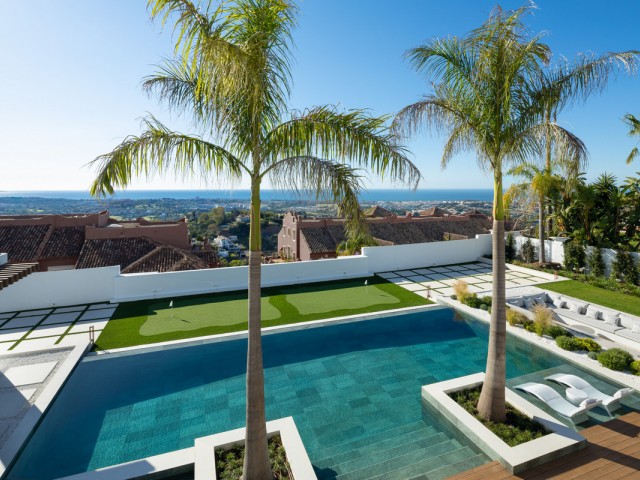 Villa, Monte Halcones, R5135665