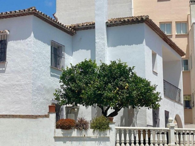 4 Soveroms Villa i Benahavís