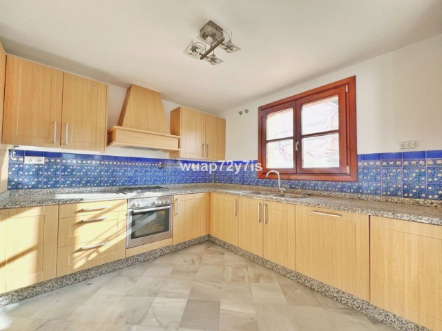 3 Slaapkamer Rijtjeshuis in Benahavís