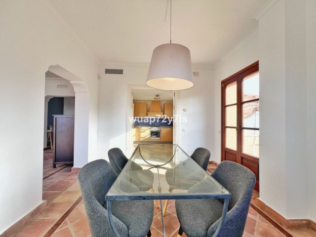 3 Bedrooms Townhouse in Benahavís