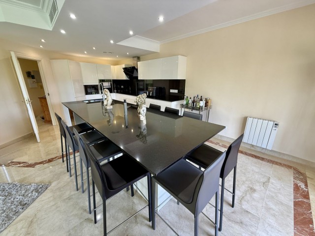 4 Makuuhuoneen Rivitalo La Quinta