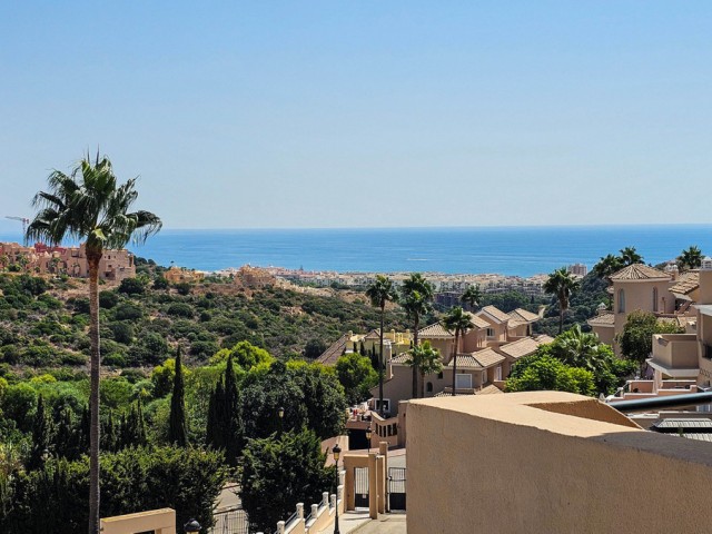 4 Bedrooms Villa in La Duquesa