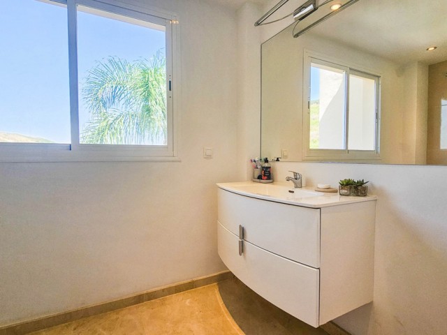 4 Schlafzimmer Villa in La Duquesa