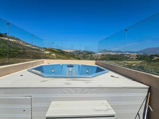4 Schlafzimmer Villa in La Duquesa