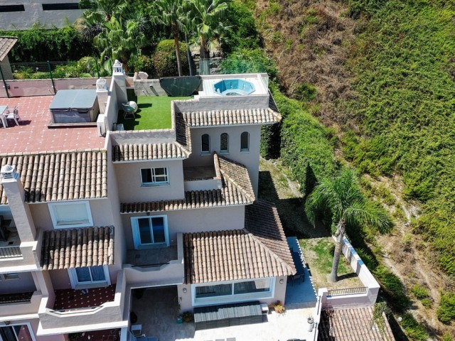 4 Schlafzimmer Villa in La Duquesa