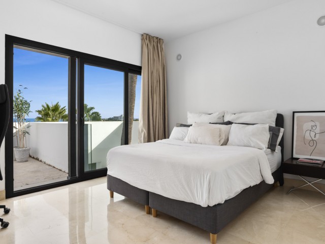 4 Makuuhuoneen Huvila Benahavís