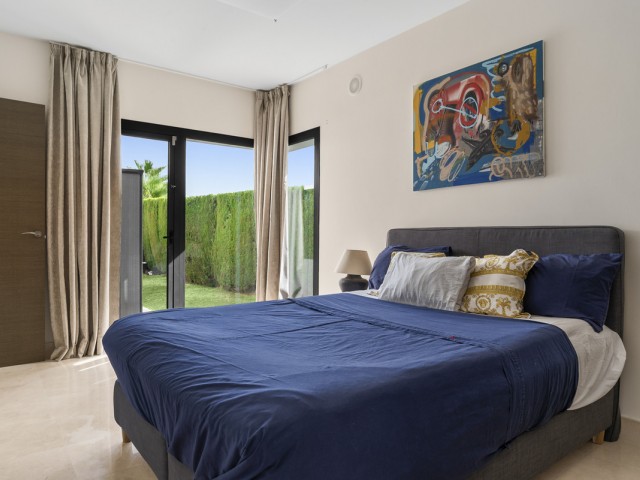 4 Bedrooms Villa in Benahavís