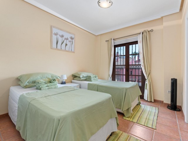 2 Slaapkamer Rijtjeshuis in Estepona