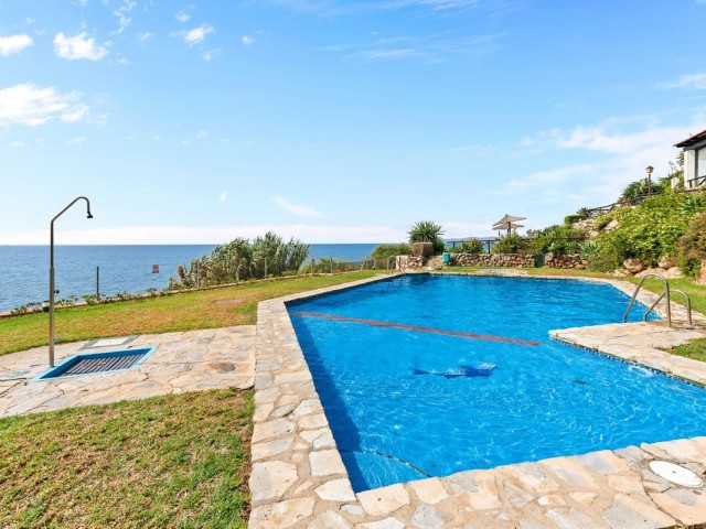 2 Slaapkamer Rijtjeshuis in Estepona