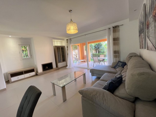 4 Slaapkamer Rijtjeshuis in Benahavís