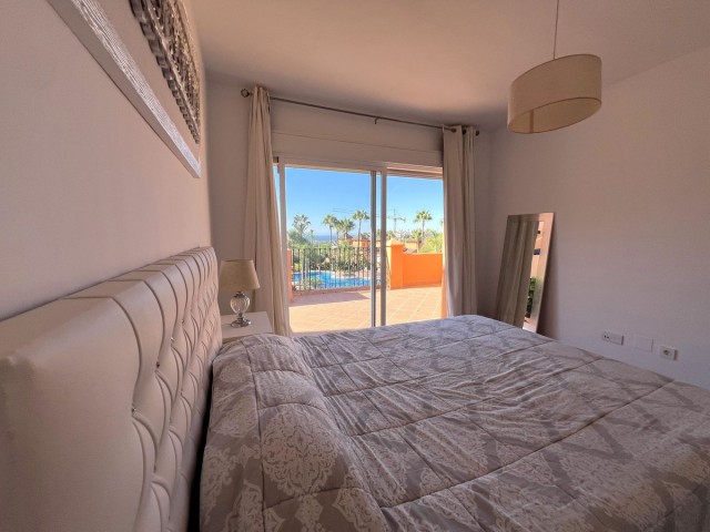 Adosado con 4 Dormitorios  en Benahavís