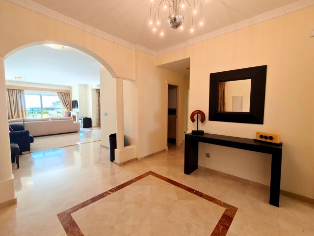 3 Schlafzimmer Apartment in San Roque Club