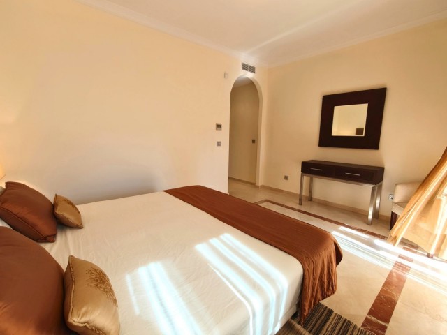 3 Schlafzimmer Apartment in San Roque Club