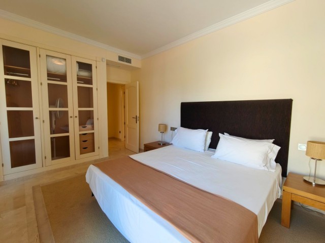 Appartement avec 3 Chambres  à San Roque Club