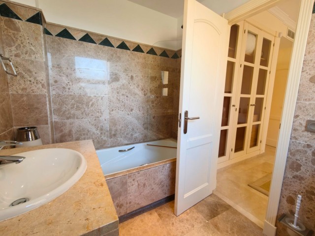 3 Schlafzimmer Apartment in San Roque Club