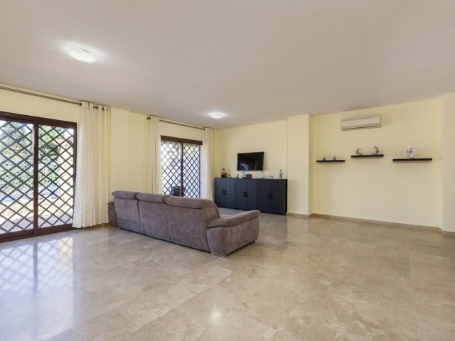 Appartement avec 3 Chambres  à The Golden Mile