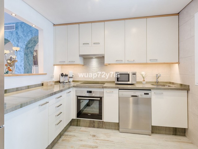 Apartamento con 2 Dormitorios  en Costalita