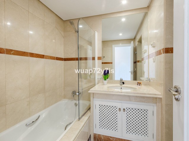 Apartamento con 2 Dormitorios  en Costalita