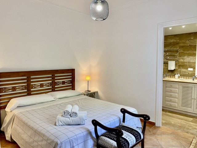 4 Bedrooms Villa in Los Monteros