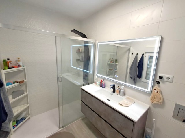 5 Bedrooms Villa in Arroyo de la Miel