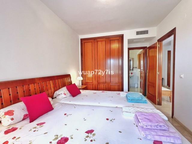 5 Slaapkamer Rijtjeshuis in Costabella