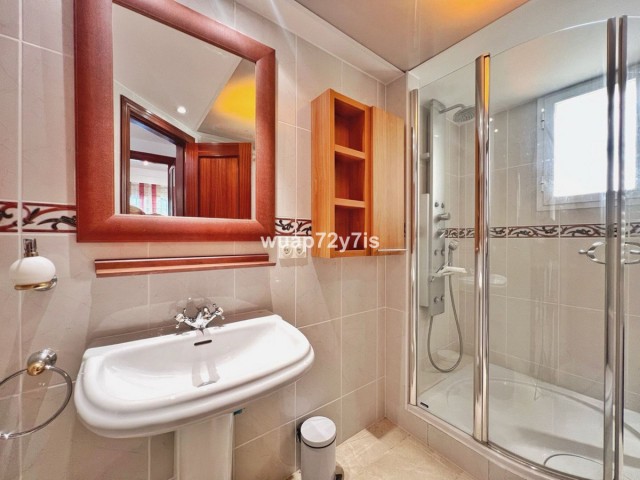 5 Makuuhuoneen Rivitalo Costabella