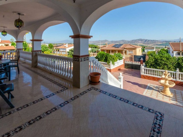 5 Schlafzimmer Reihenhaus in Alhaurín de la Torre