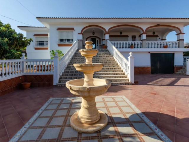 5 Schlafzimmer Reihenhaus in Alhaurín de la Torre