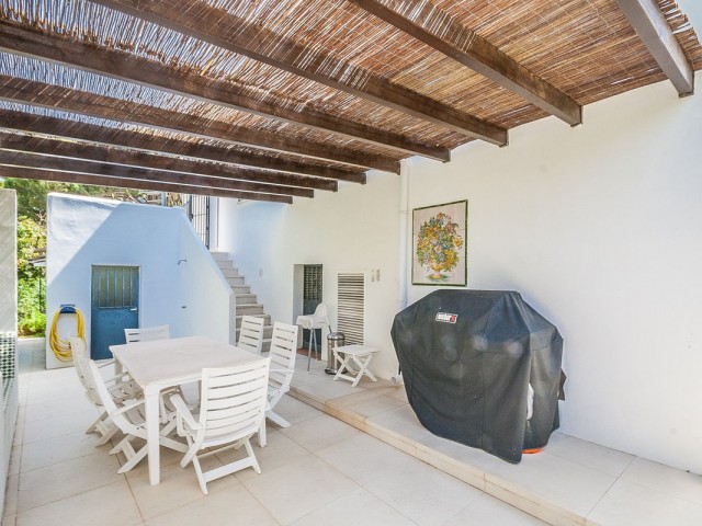 5 Soveroms Villa i Elviria