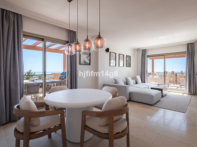 Penthouse in Benahavís