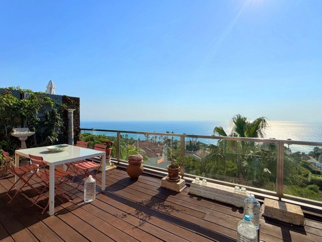 Penthouse in La Duquesa