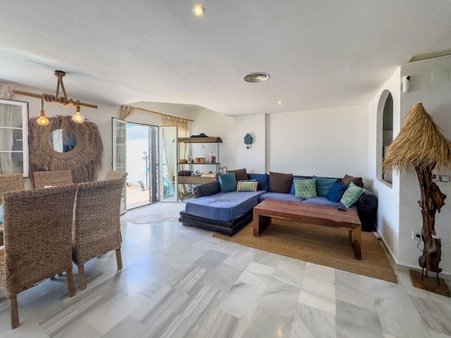 3 Bedrooms Townhouse in Torrequebrada