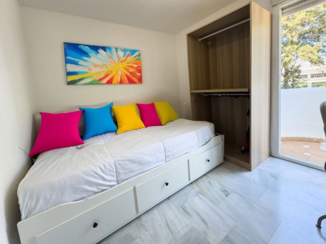 3 Bedrooms Townhouse in Torrequebrada